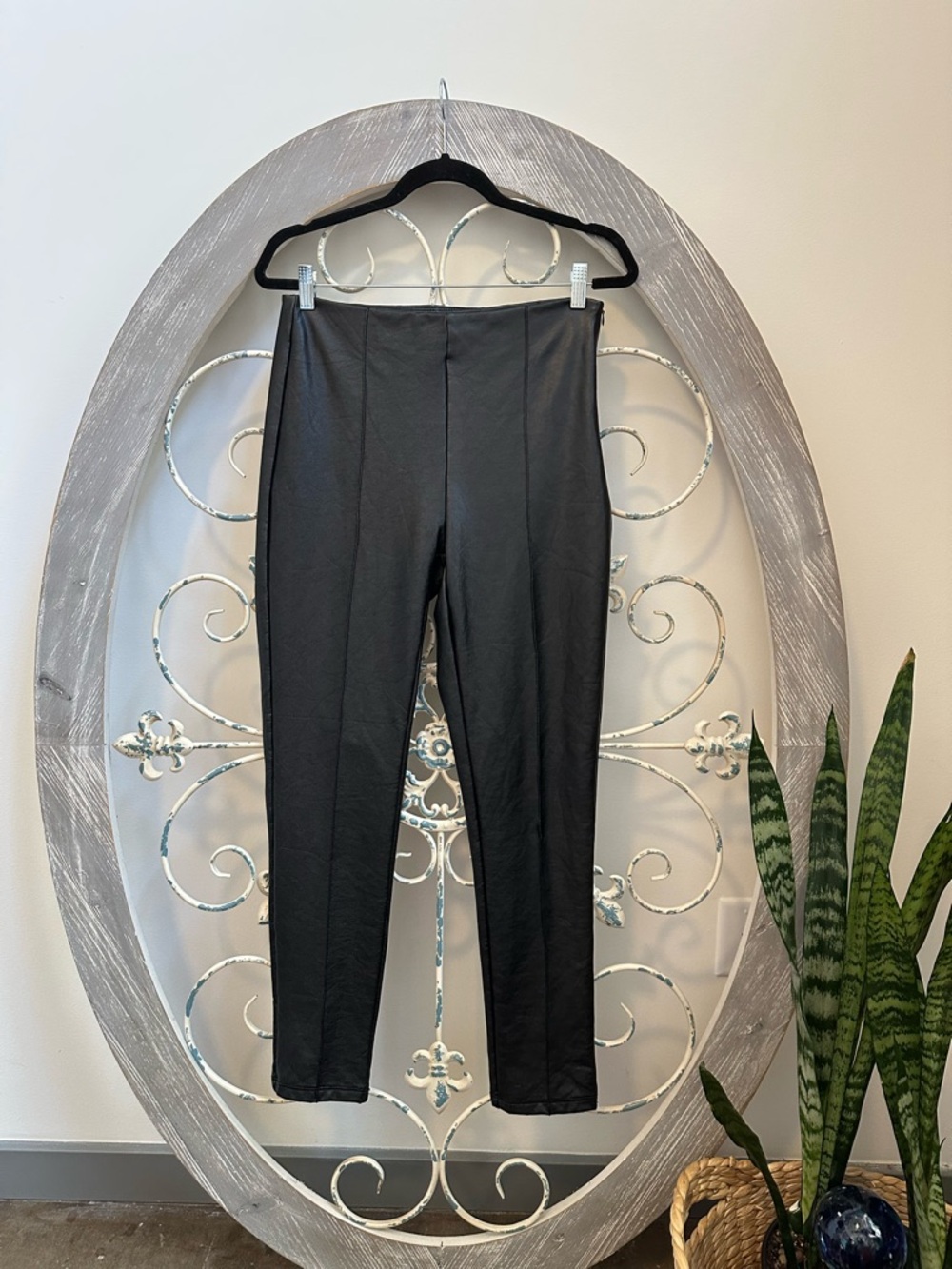 Shinestar Black High-Waist Leggings